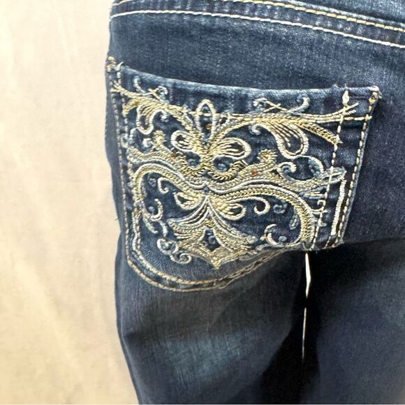 Ariya 90s Y2K low rise distressed dark wash bootcut jeans size 3/4 - Picture 5 of 7